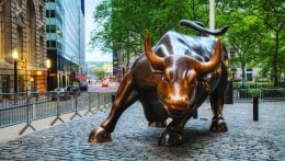 Bolsa de Nova York a todo vapor: S&P 500 salta para 6 mil pontos, mas Ibovespa não acompanha