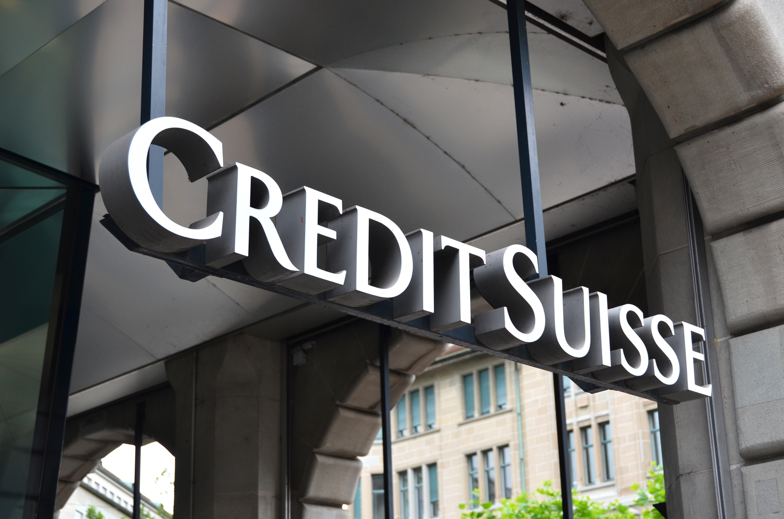 Vazamento de dados do Credit Suisse expõe supostas conexões criminosas  entre 18 mil contas com mais de US$ 100 bilhões em depósitos - Seu Dinheiro