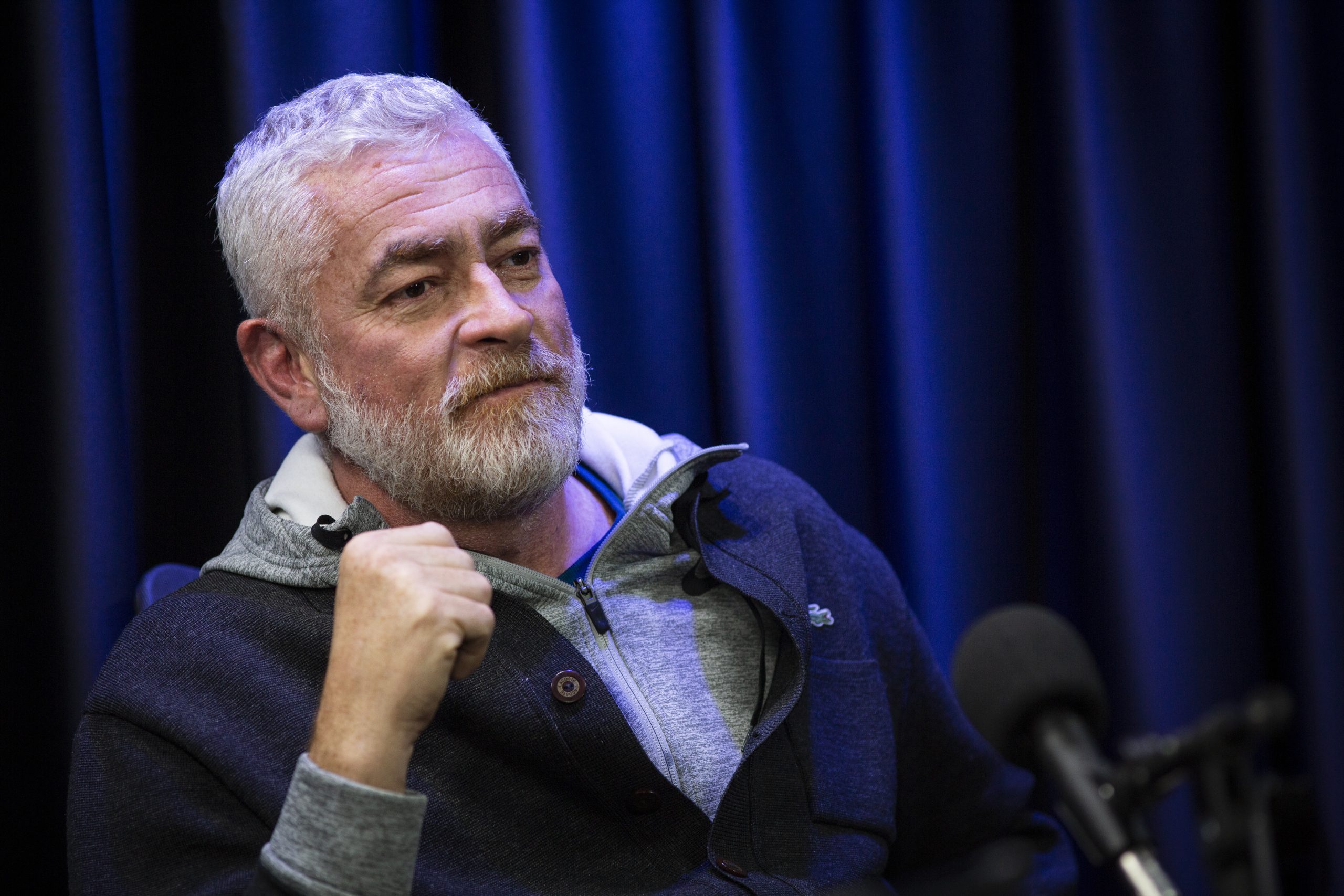 Alex Atala, durante as gravações do podcast Mesa Quadrada