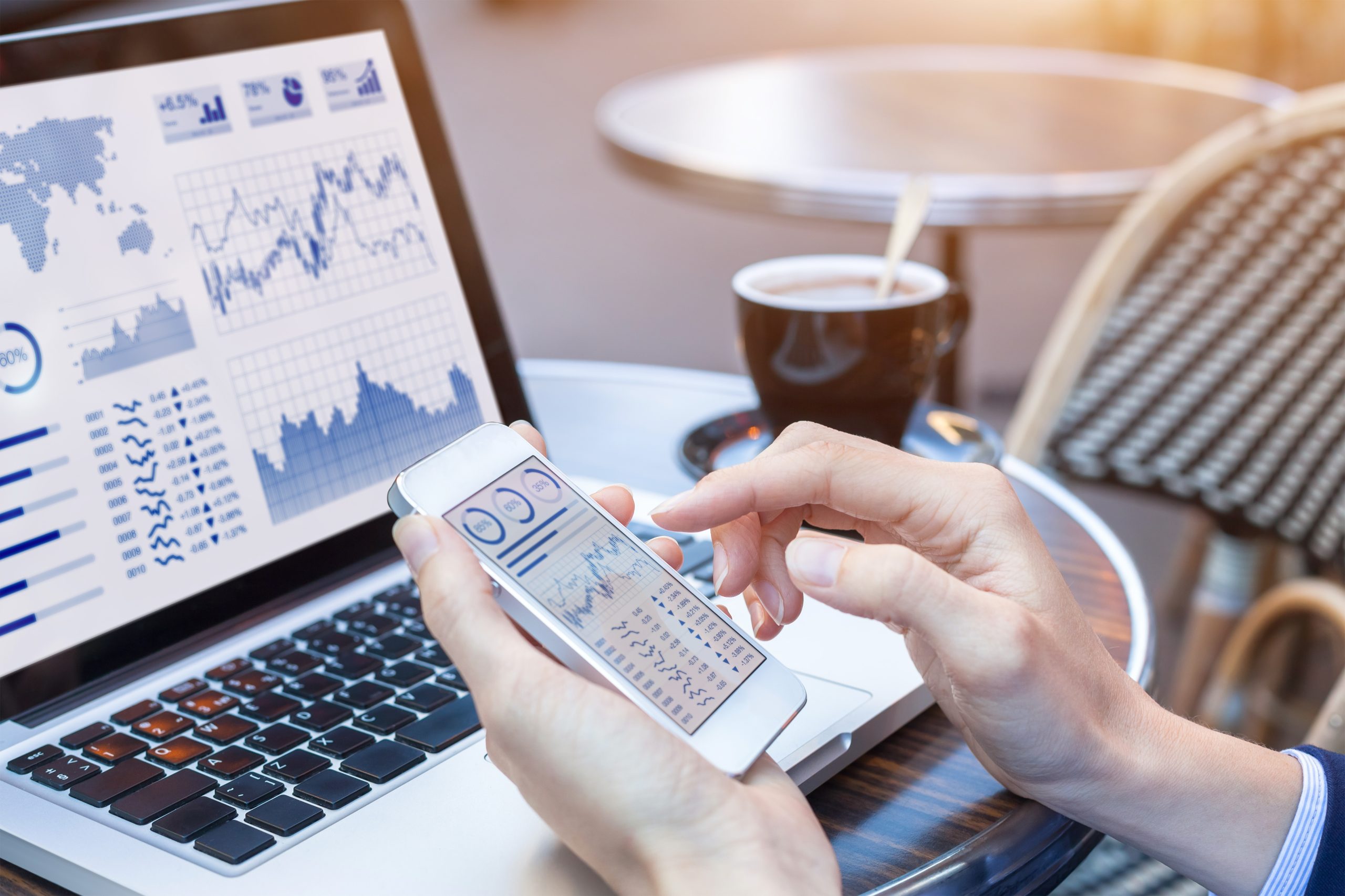 Investidor Gráfico Análise Celular ações