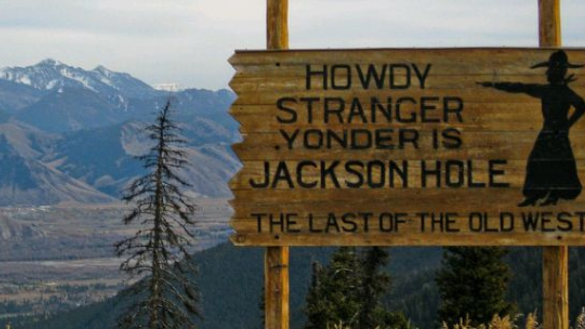 Placa indicando a localidade de Jackson Hole, onde se realiza o simpósio anual do Federal Reserve (Fed) e outros bancos centrais