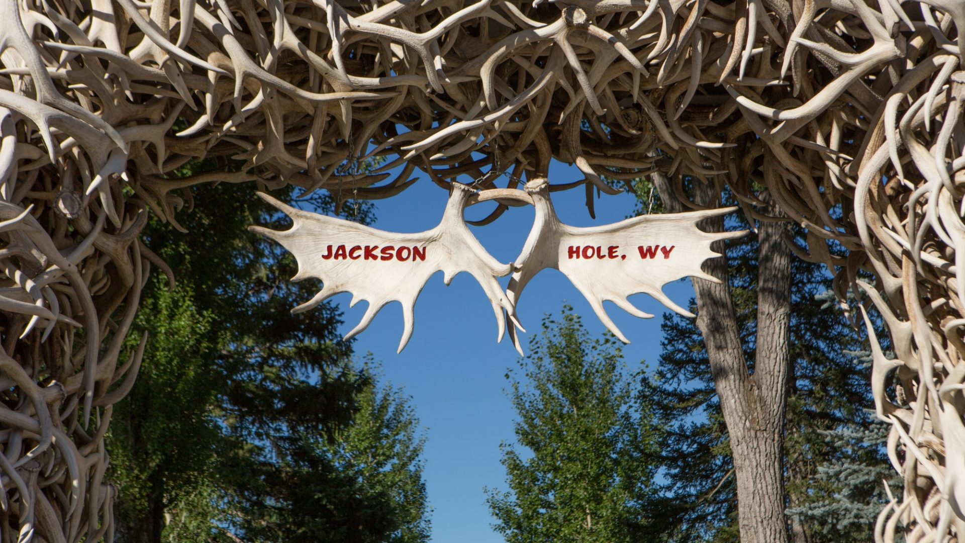 Jackson Hole: começa o simpósio de banqueiros centrais que mais mexe com as bolsas