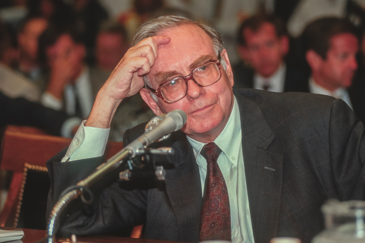 Warren Buffet arrependido de nao ter Bitcoin?