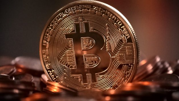 Bitcoin pode ‘estacionar’ e ser superado pelas altcoins, afirma especialista; veja as 5 criptomoedas recomendadas para aproveitar a altseason