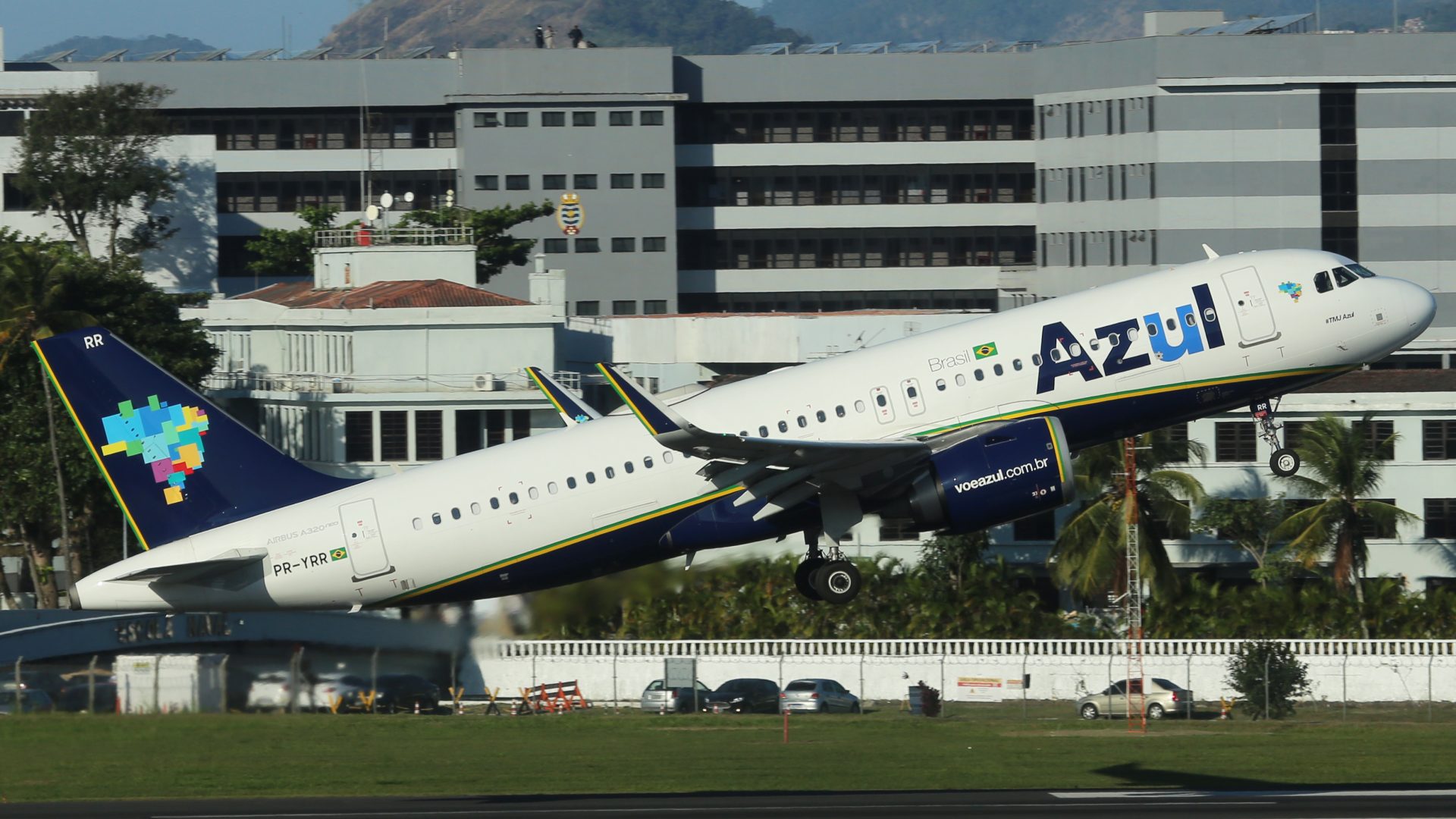 Avião da Azul (AZUL4)