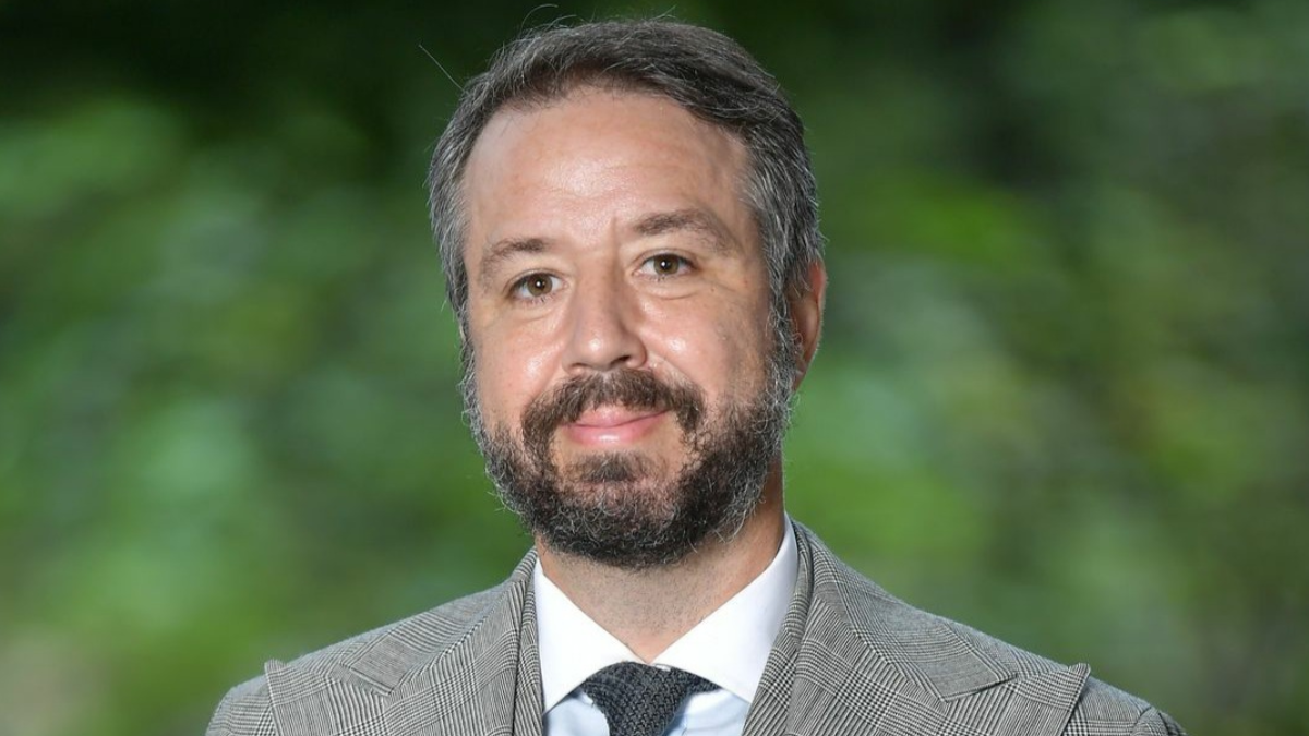 foto de perfil do professor da New York University Shangai e doutor em economia pela UFRJ