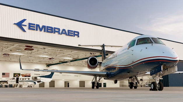 O céu é o limite? Embraer (EMBR3) já subiu 34% em 2025 e pode decolar ainda mais na visão do JP Morgan; veja os motivos 