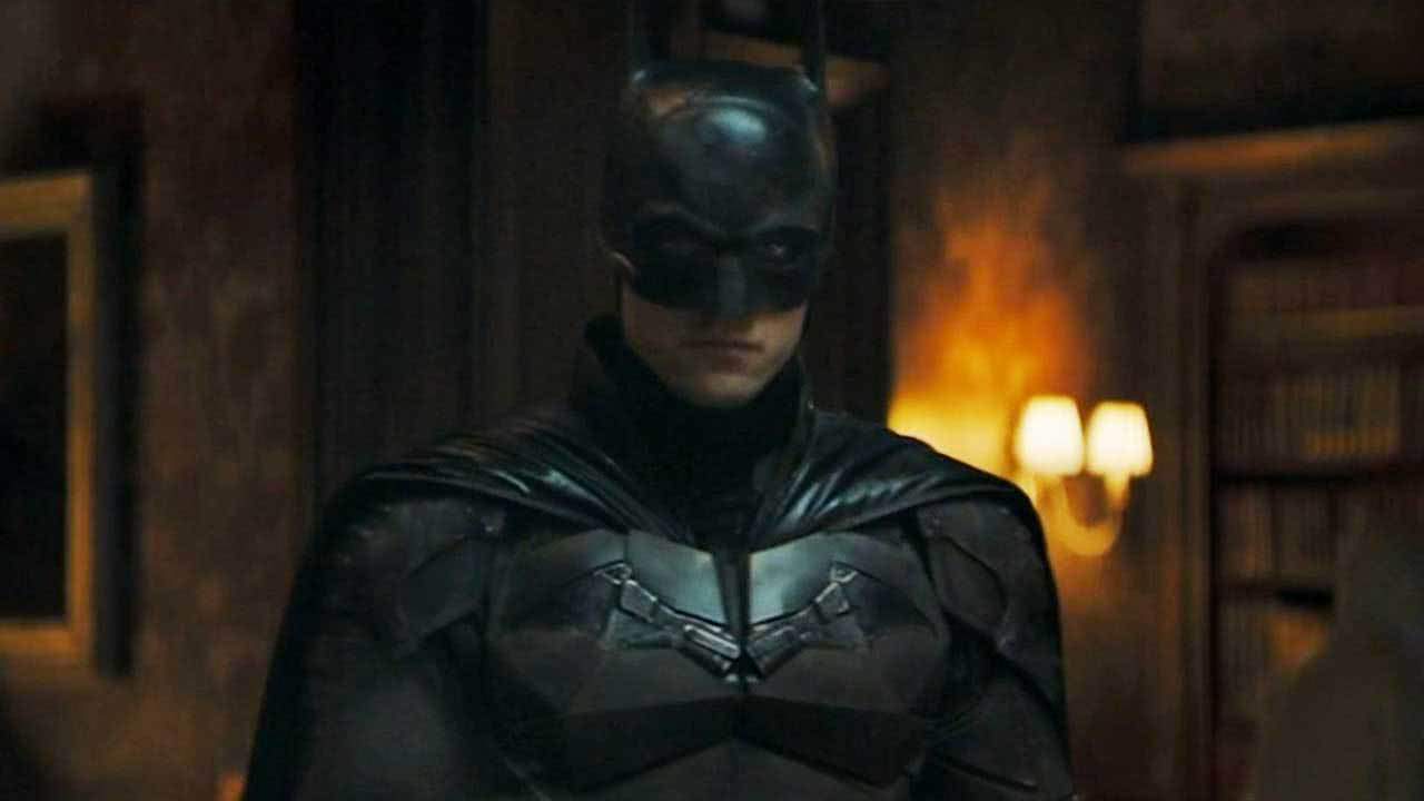 Robert-Pattinson-em-O-Batman-Reproducao