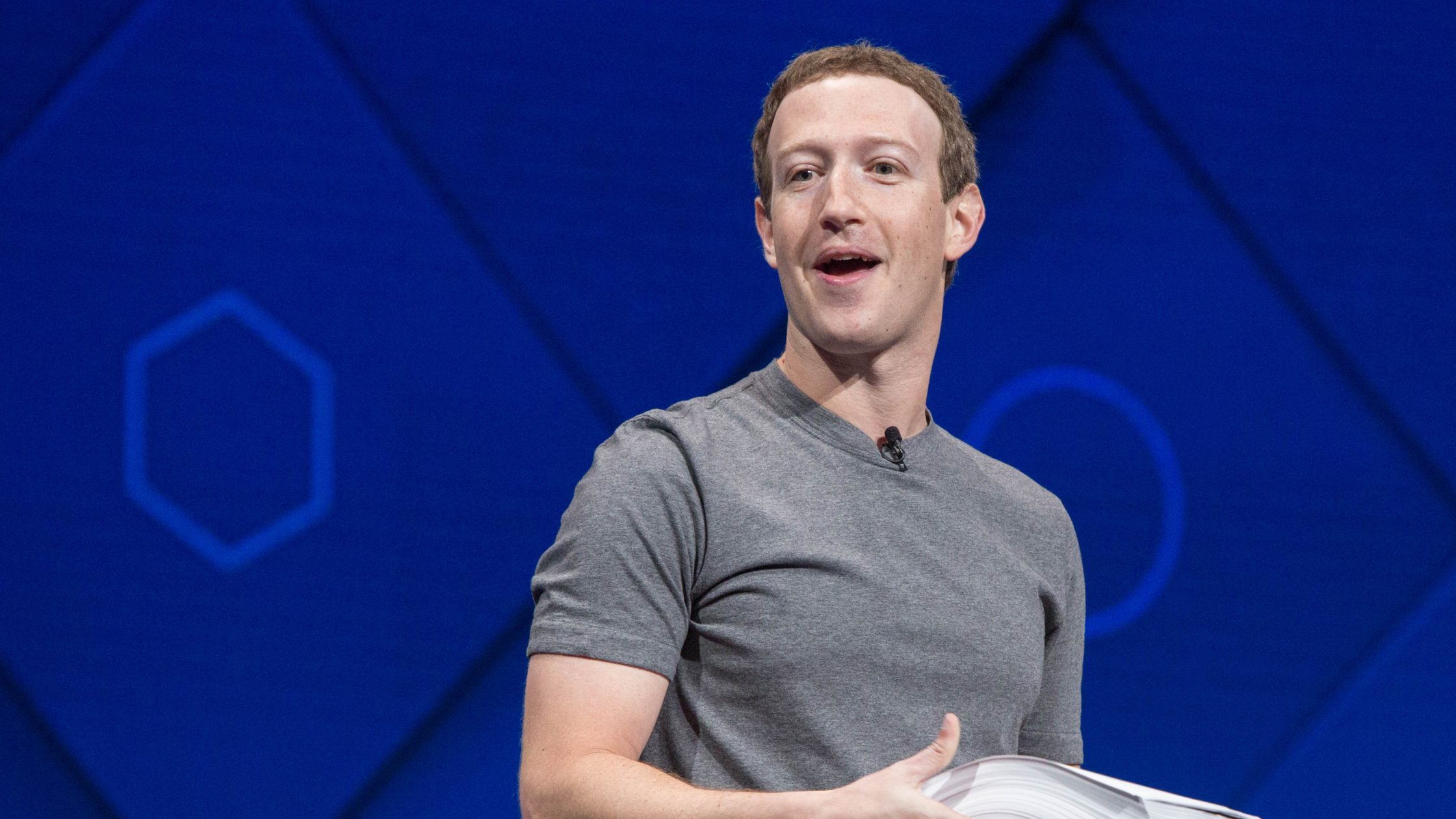 Zuckerberg promete melhorar visual do metaverso após ser zoado — mas não  disse nada sobre os avatares sem pernas - Seu Dinheiro