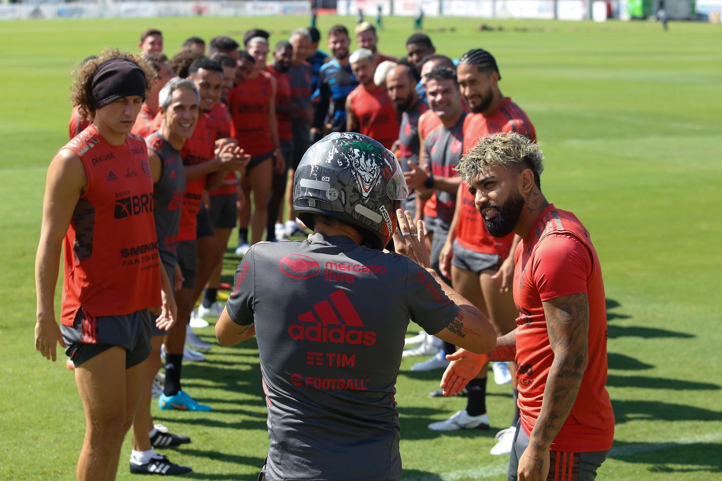 Três jogadores do Flamengo mudarão seus números de camisa para