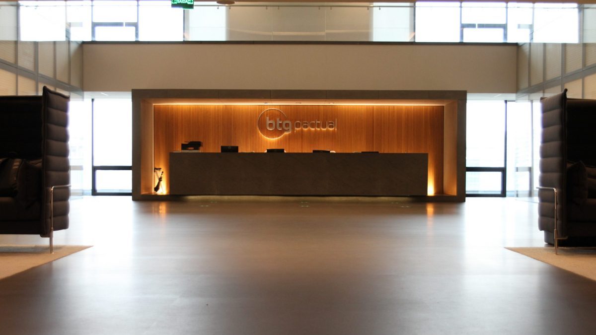 Recepção do escritório do BTG Pactual
