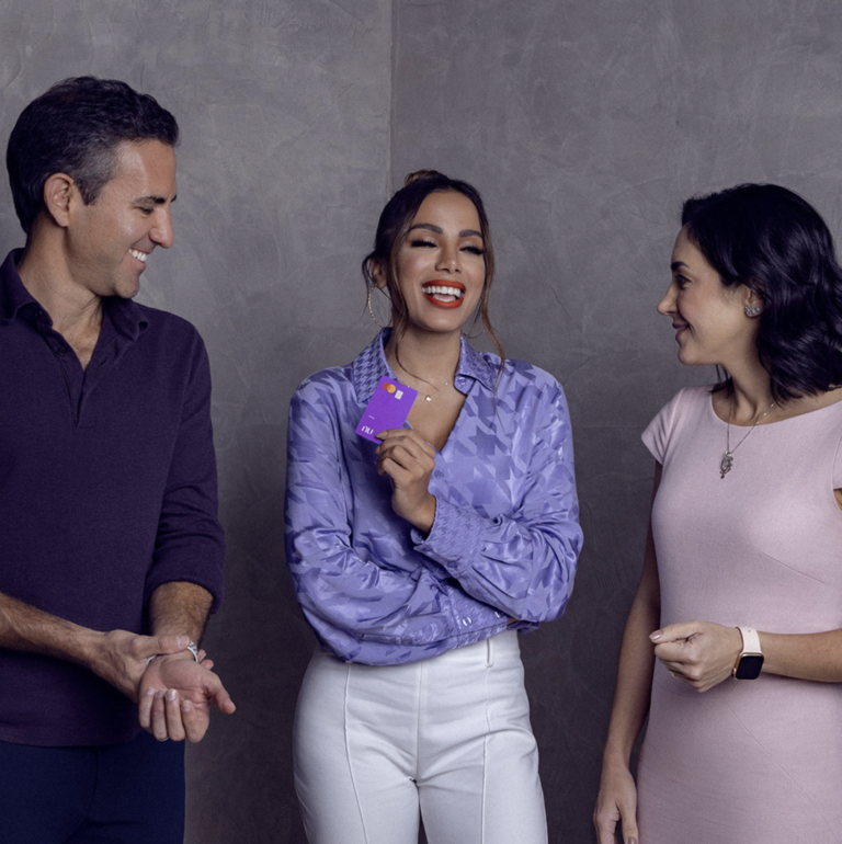 nubank anitta