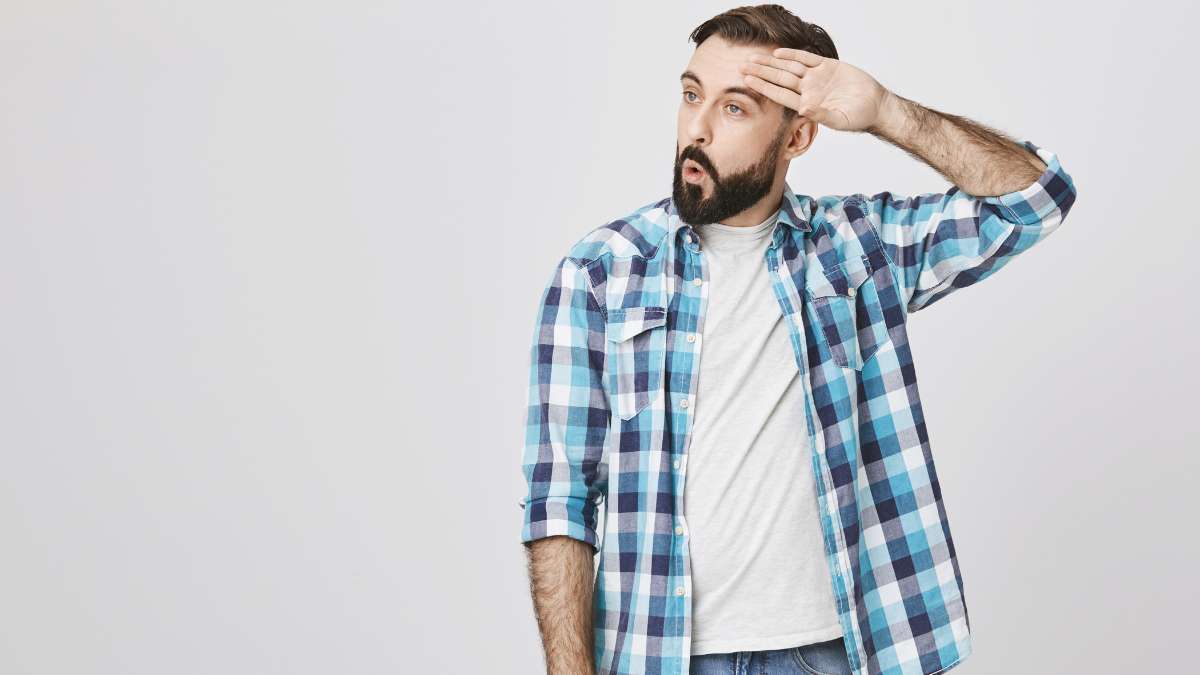Homem respira com alívio a href='httpsbr.freepik.comfotos-vetores-gratismodelo-homem'Modelo homem foto criado por cookie_studio - br.freepik.coma