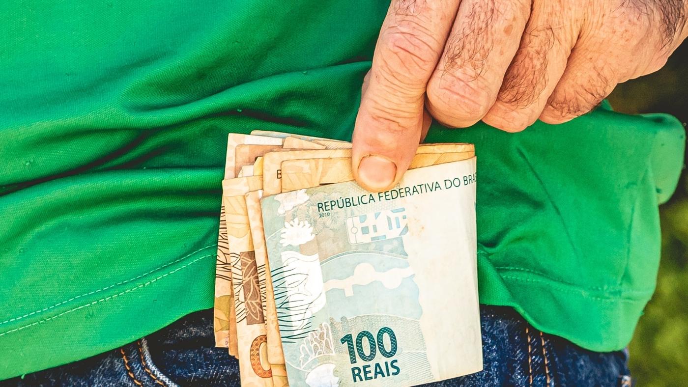 dinheiro, restituição
