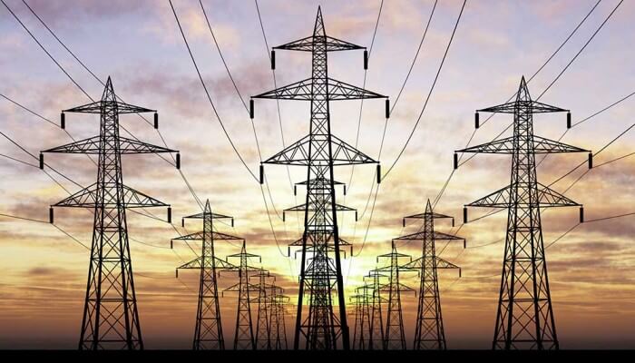 Foto de torres de transmissão de energia | ISA CTEEP