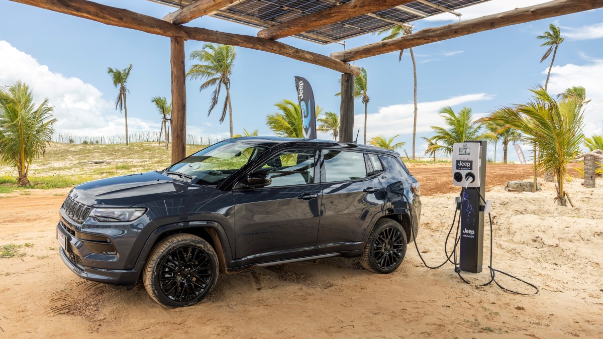 Carro elétrico: saiba como funciona e as vantagens de dirigí-lo