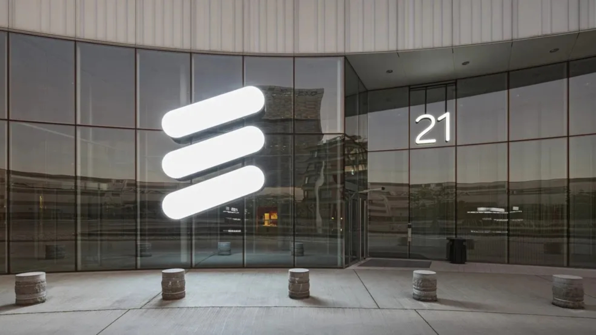 Logotipo da empresa sueca de telecomunicações Ericsson