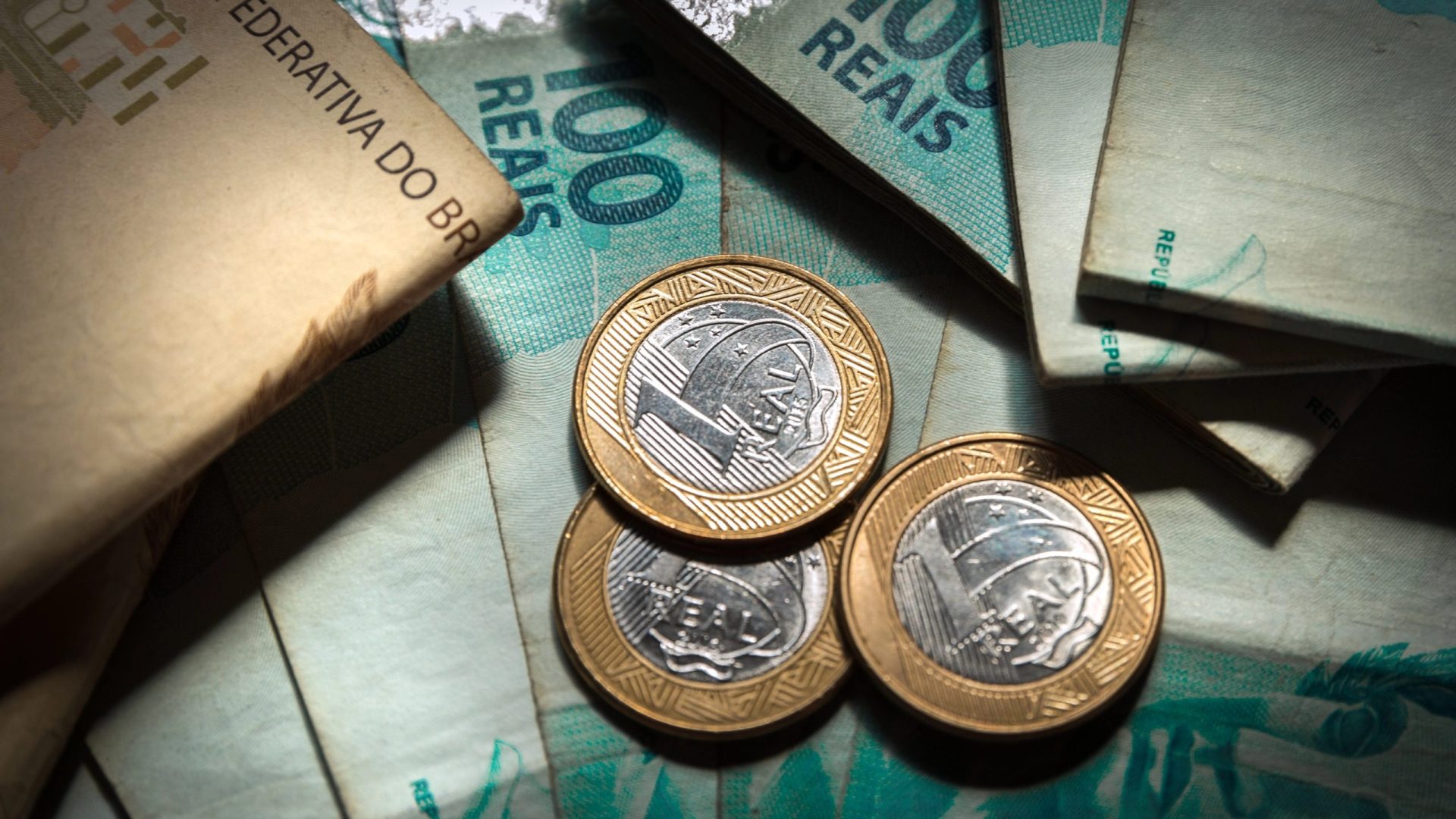 Analistas brasileiros combinam filosofias de diferentes escolas de investimento para compor carteira de ações; veja como acessar a lista.