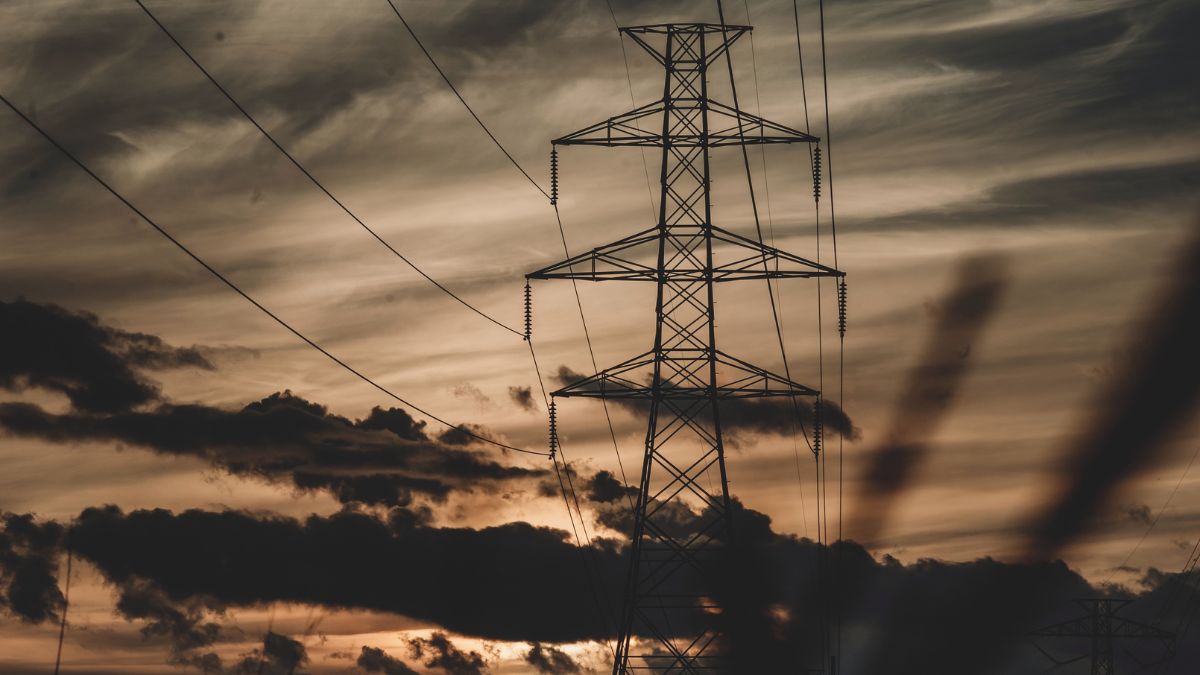Linha de transmissão setor elétrico