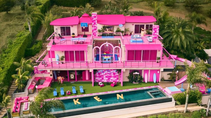 Barbie abre as portas de casa em Malibu para hospedagem no Airbnb