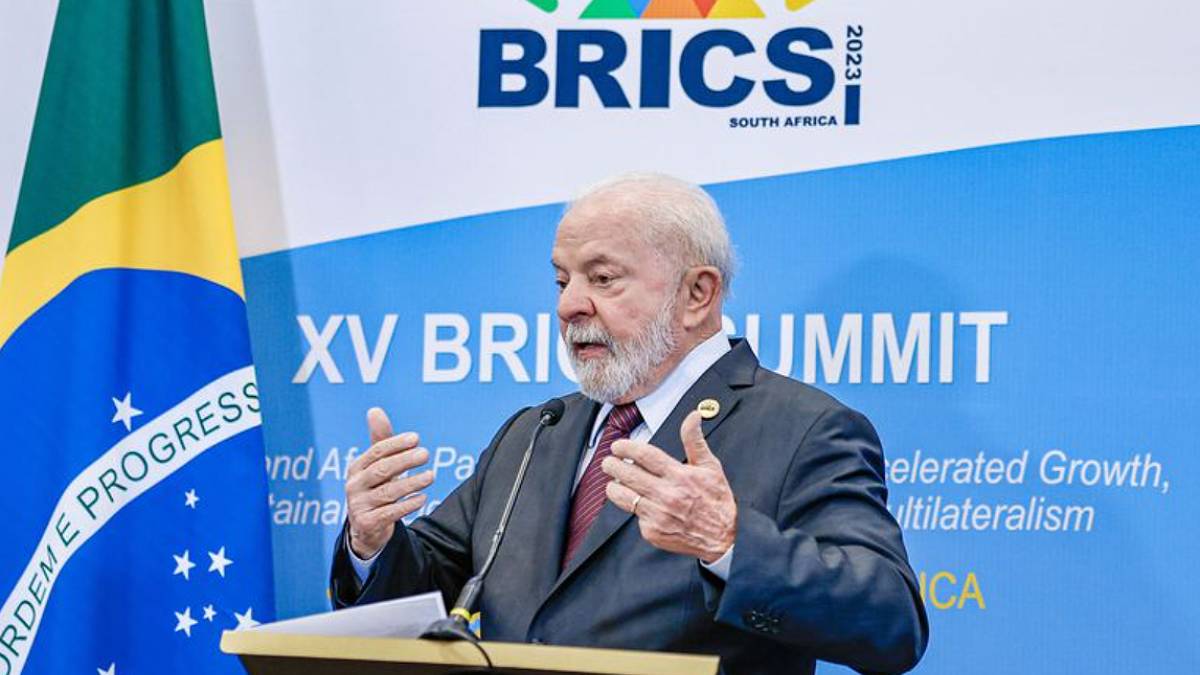 Presidente, Luiz Inácio Lula da Silva, durante coletiva de imprensa, no Hotel Leonardo. Joanesburgo - África do Sul.