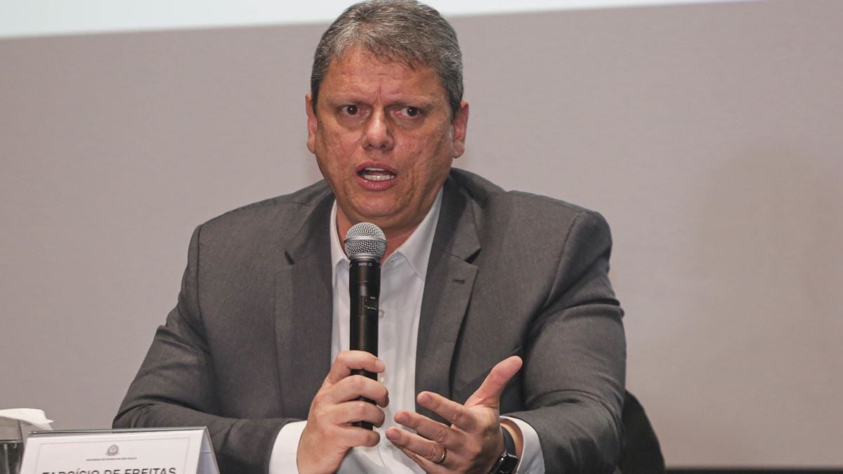 Mesmo após privatização, tarifa cobrada pela Sabesp continuará a subir, diz  Tarcísio de Freitas
