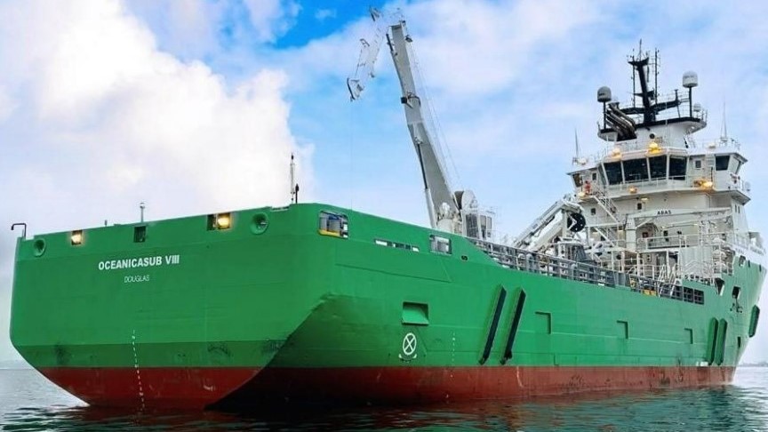 Embarcação da Oceânica Engenharia