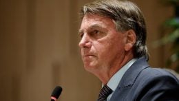Entenda por que Bolsonaro pode se beneficiar se ação penal de Ramagem for suspensa no caso da tentativa de golpe de Estado