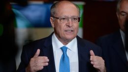 Alckmin negocia com o governo dos EUA e indica que pauta de minérios críticos pode avançar; confira os próximos passos