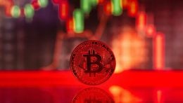 Após pico histórico de US$ 93.000, bitcoin (BTC) recua com realização de lucros e volta da ‘calmaria’ ao mercado de criptomoedas