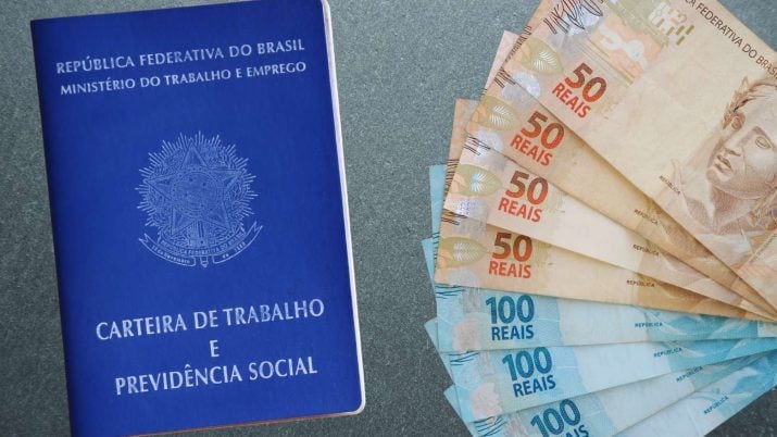 primeira parcela décimo terceiro salário carteira de trabalho dinheiro