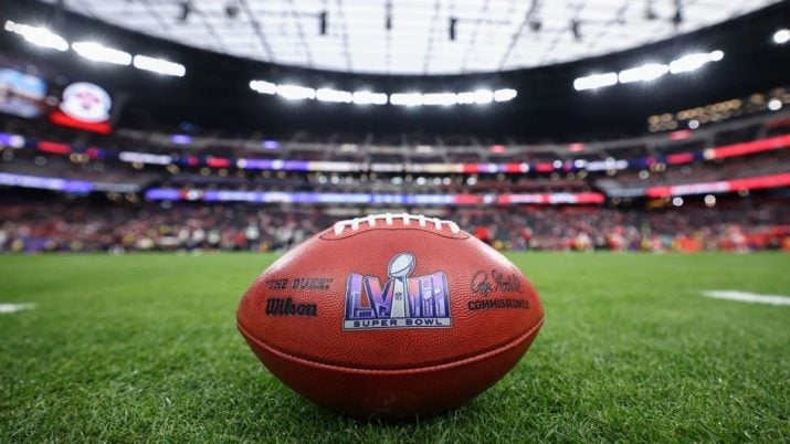 Onde assistir ao Super Bowl hoje: veja opções na TV aberta e no streaming para assistir à final da NFL e o show de Kendrick Lamar