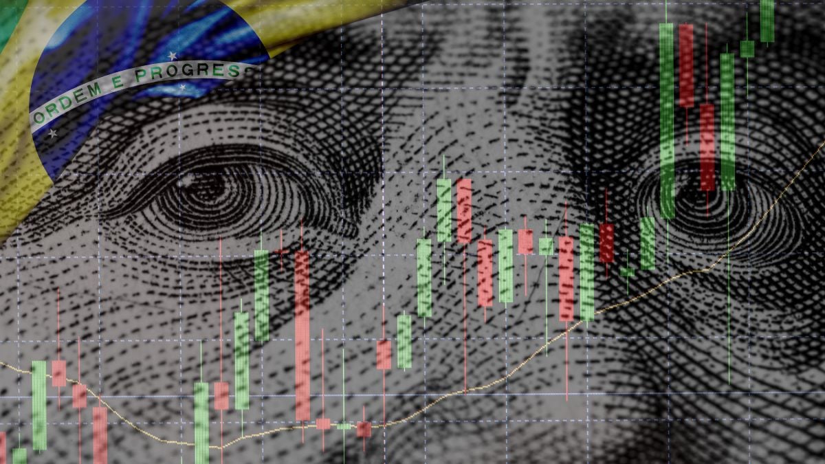 Dólar diante de uma bandeira do Brasil e um gráfico da bolsa de valores
