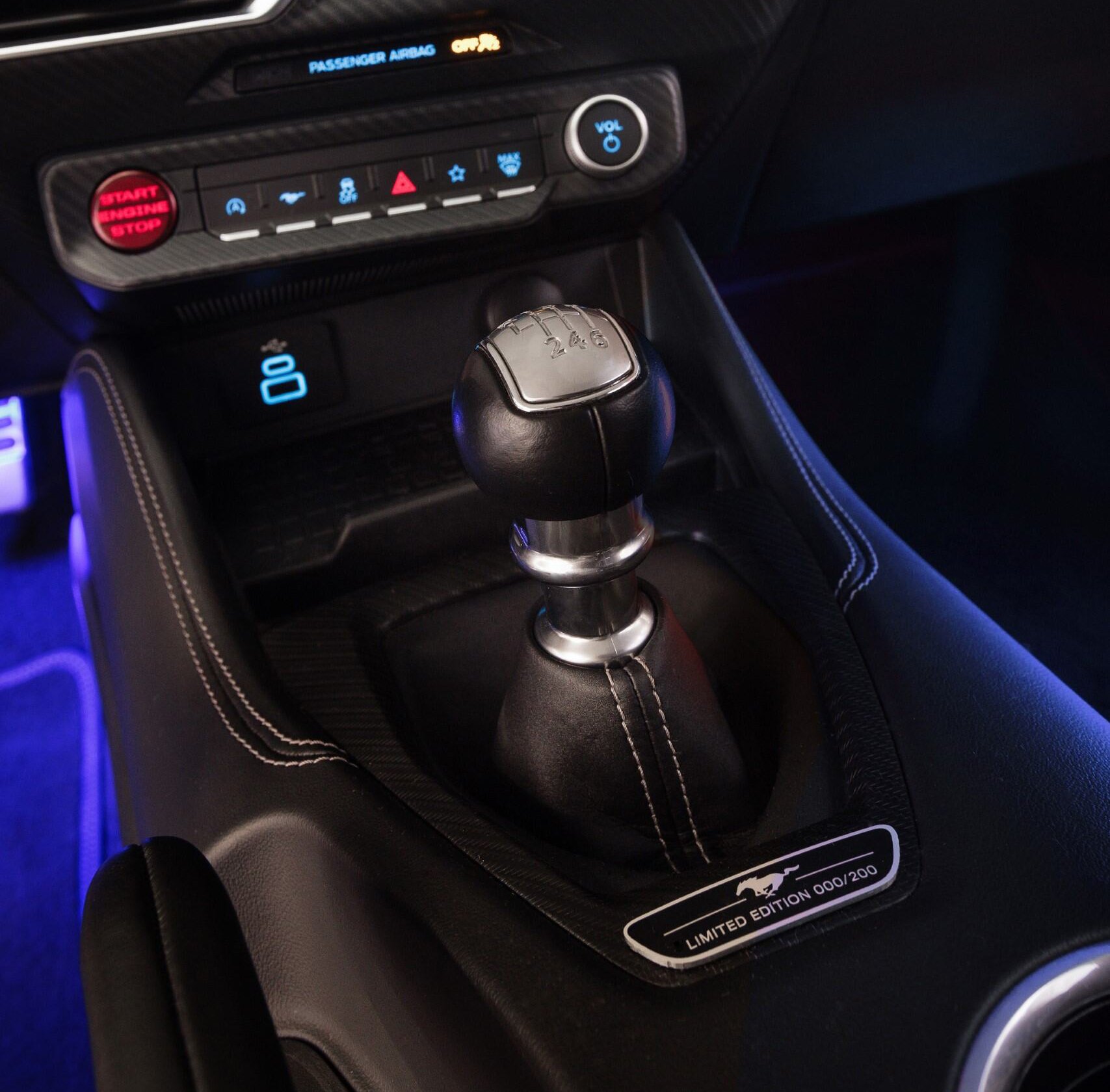 Ford Mustang GT Performance Manual