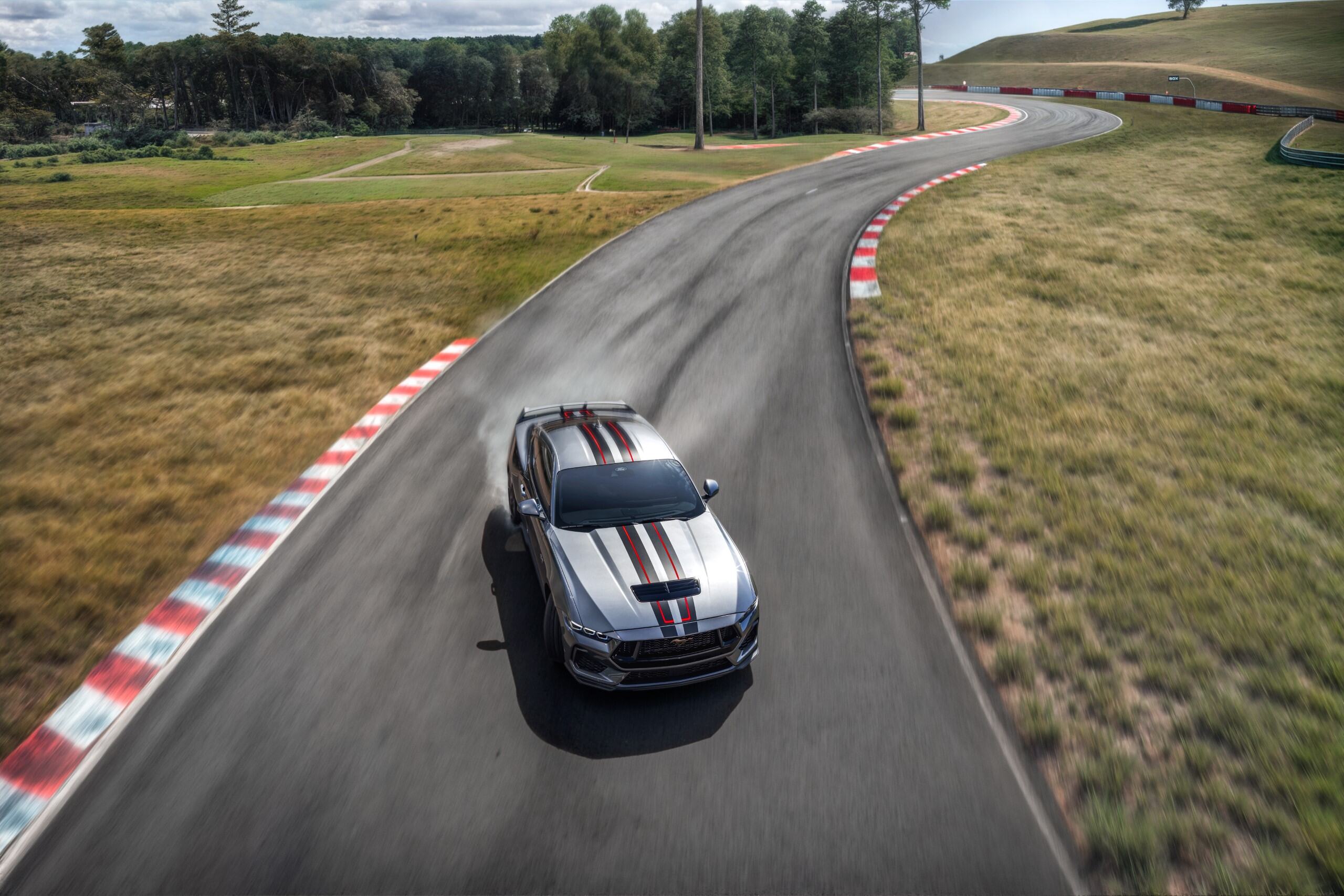 Ford Mustang GT Performance Manual