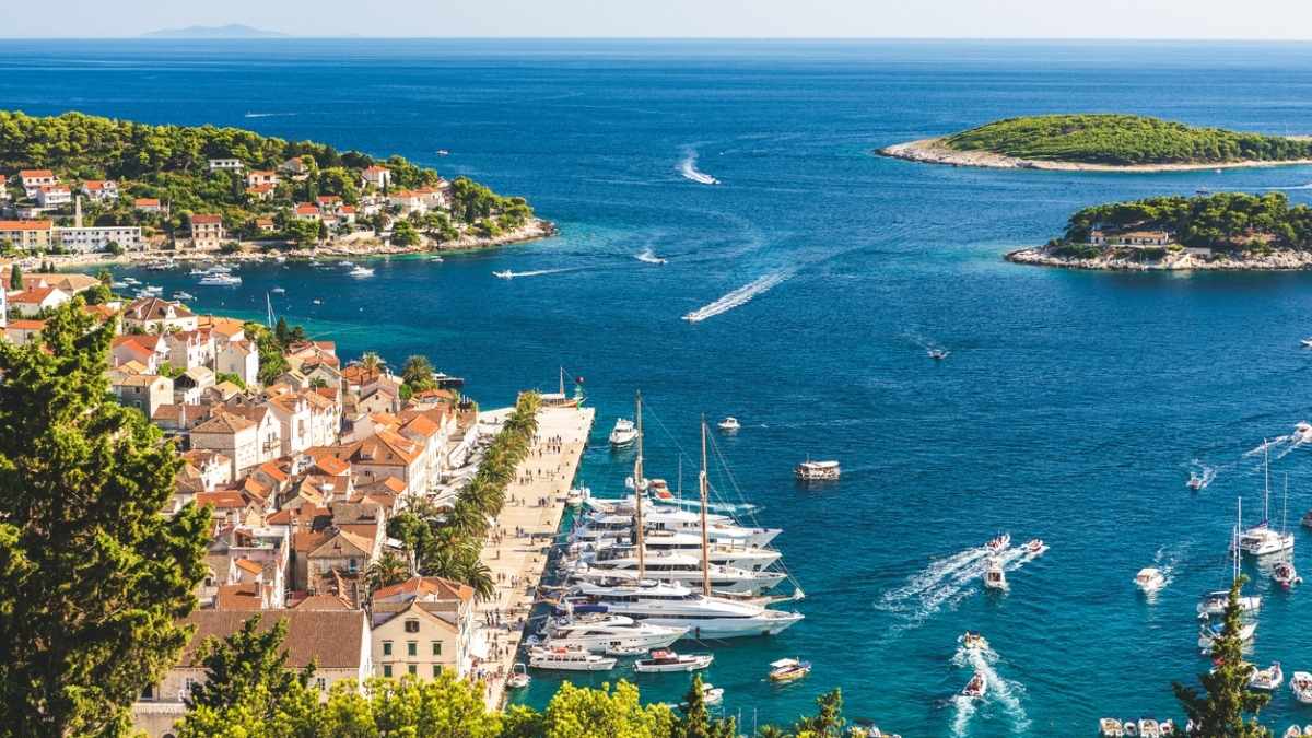 croácia praia verão europeu europa turismo viagem viagens