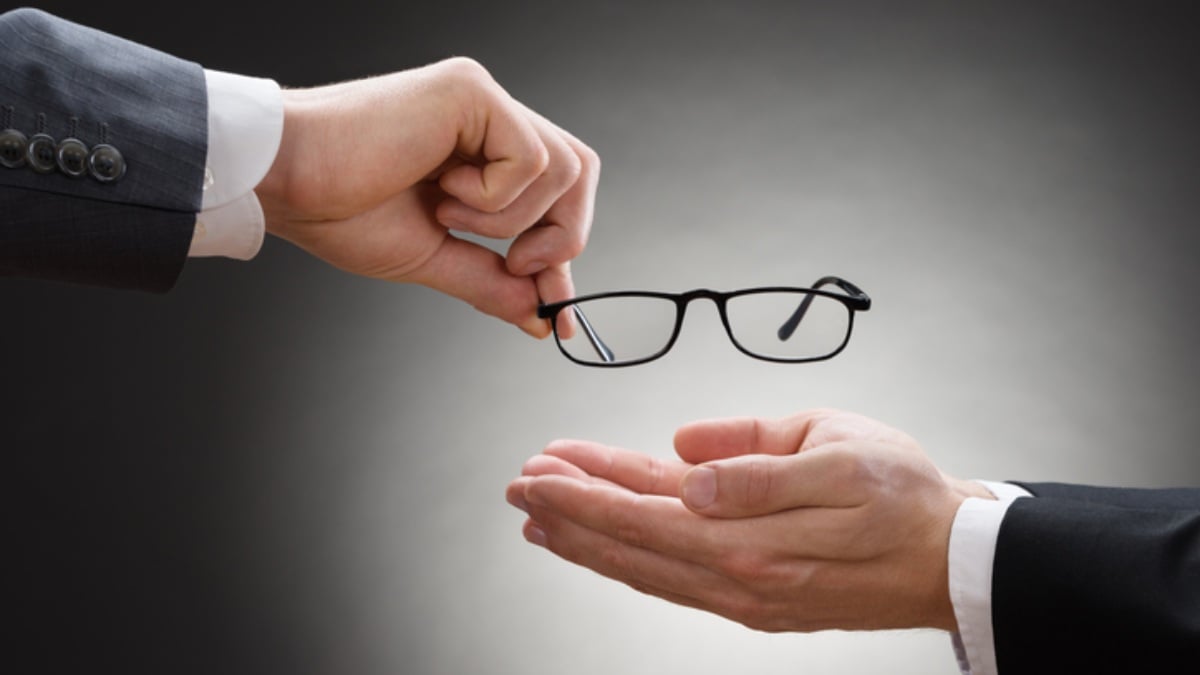 Lentes e óculos dos mercados