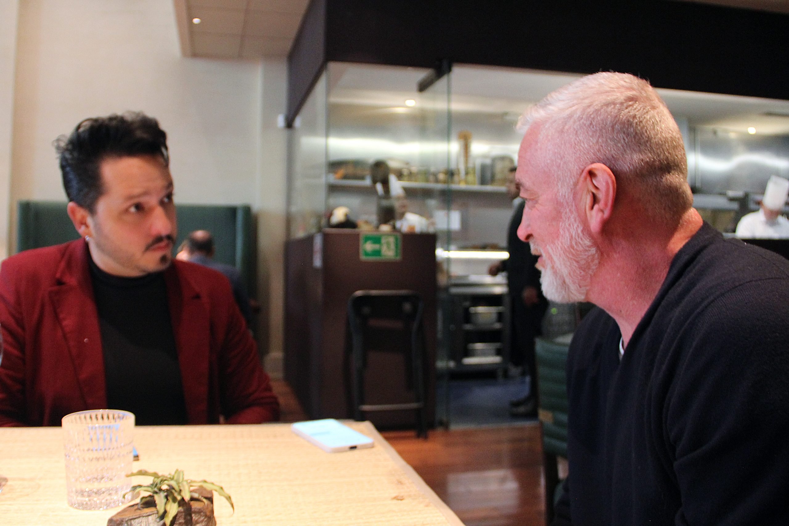 Alex Atala: na mesa com o Seu Dinheiro Lifestyle