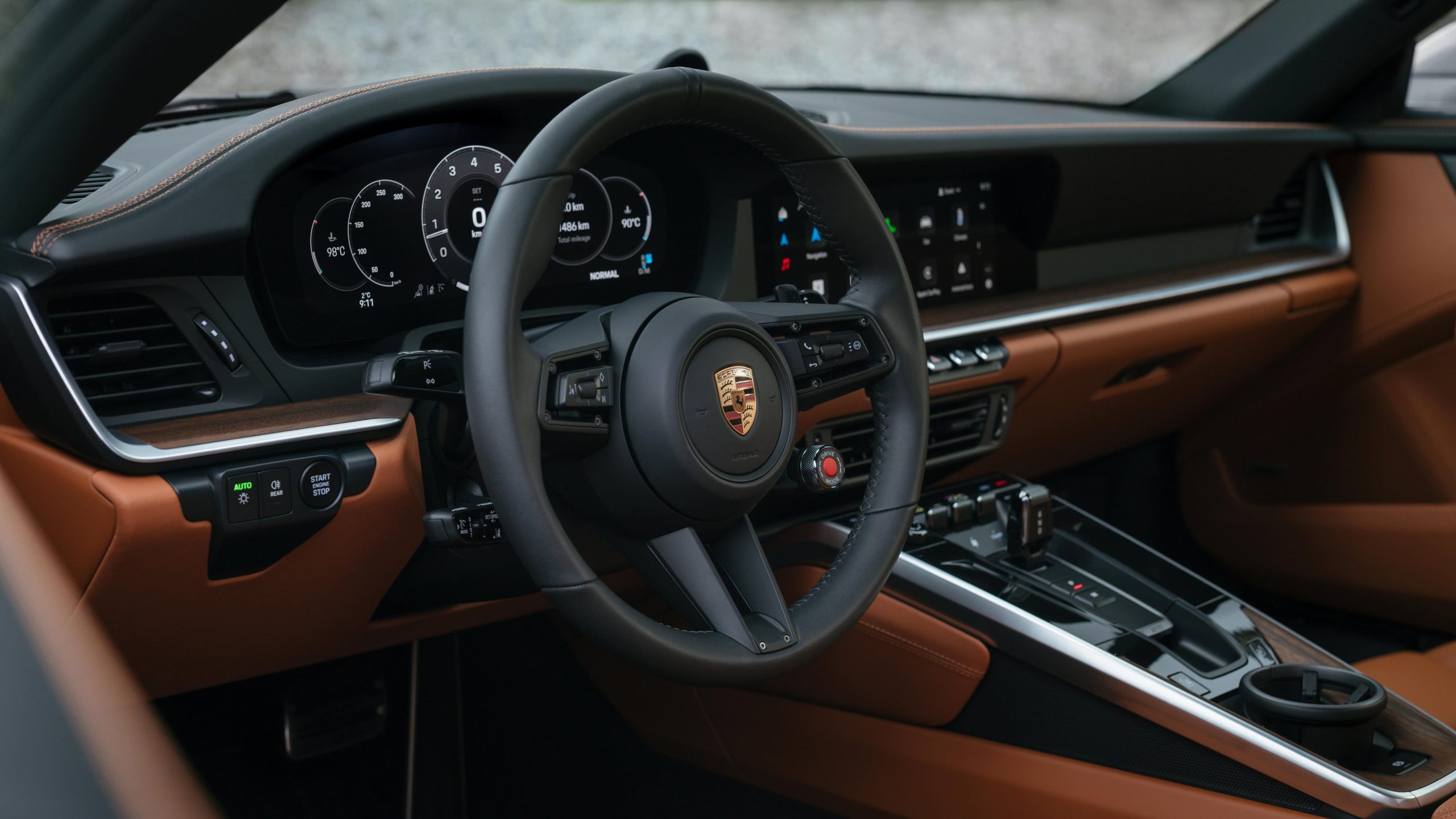 Porsche 911 Carrera S - Interior