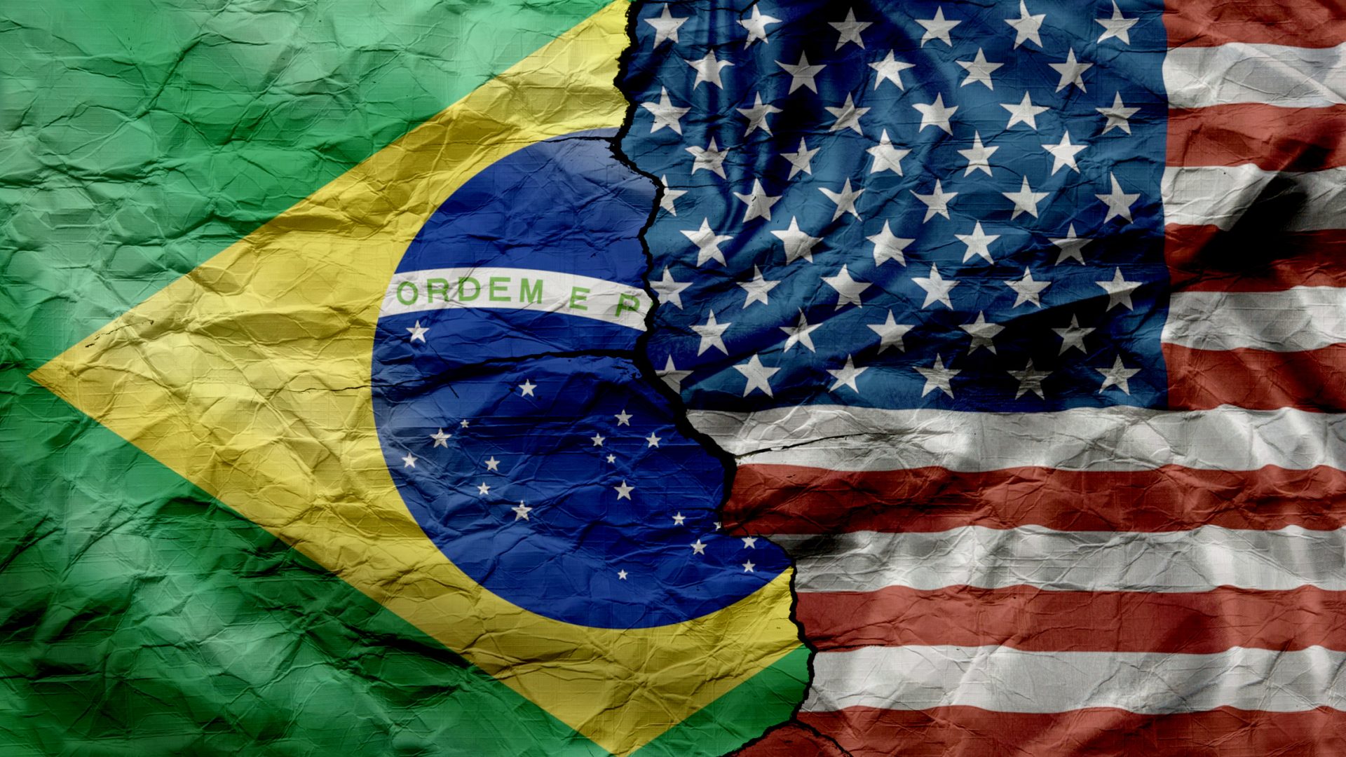 Bandeiras do Brasil e EUA unidas